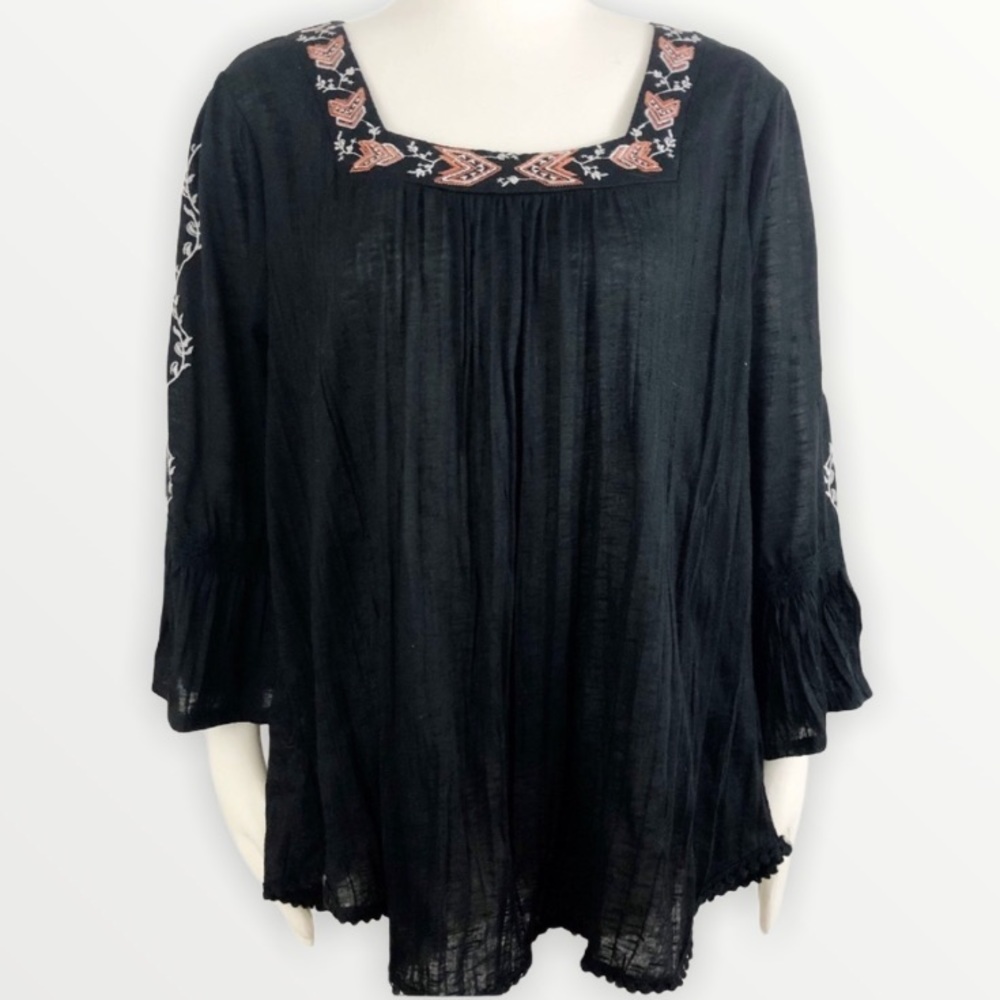 Signature Studio Embroidered Blouse
